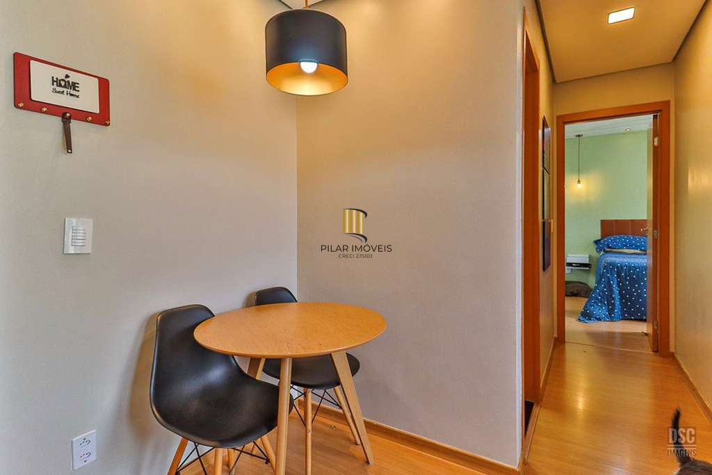 Apartamento 2 dormitórios no bairro Rubem Berta