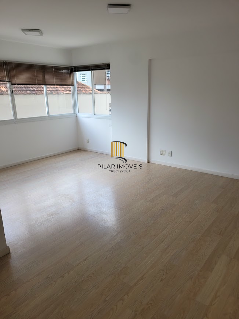 Apartamento 2 dormitórios no bairro Moinhos de Vento