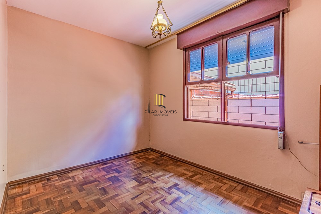 Casa 5 dormitórios no bairro Tristeza