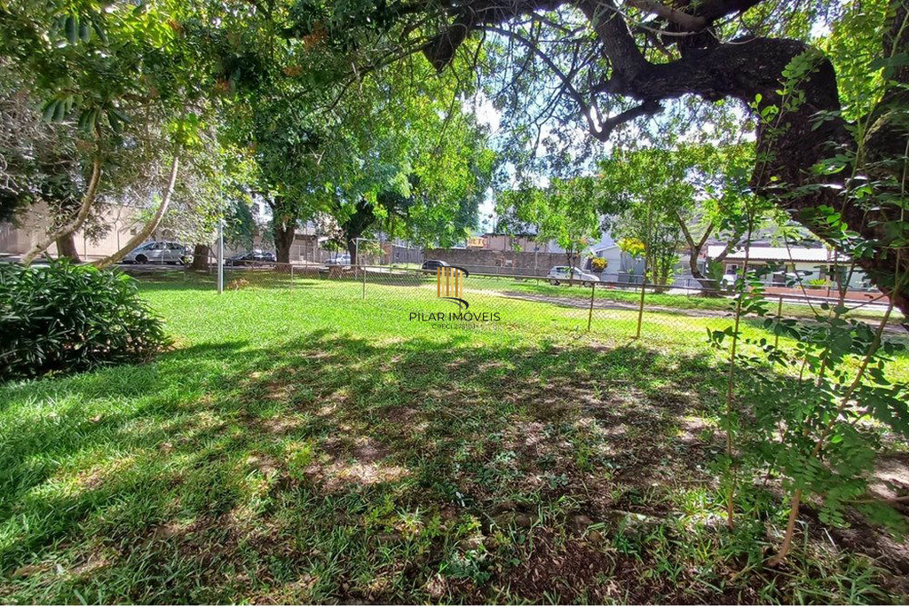 Apartamento 2 dormitórios no bairro Vila Ipiranga