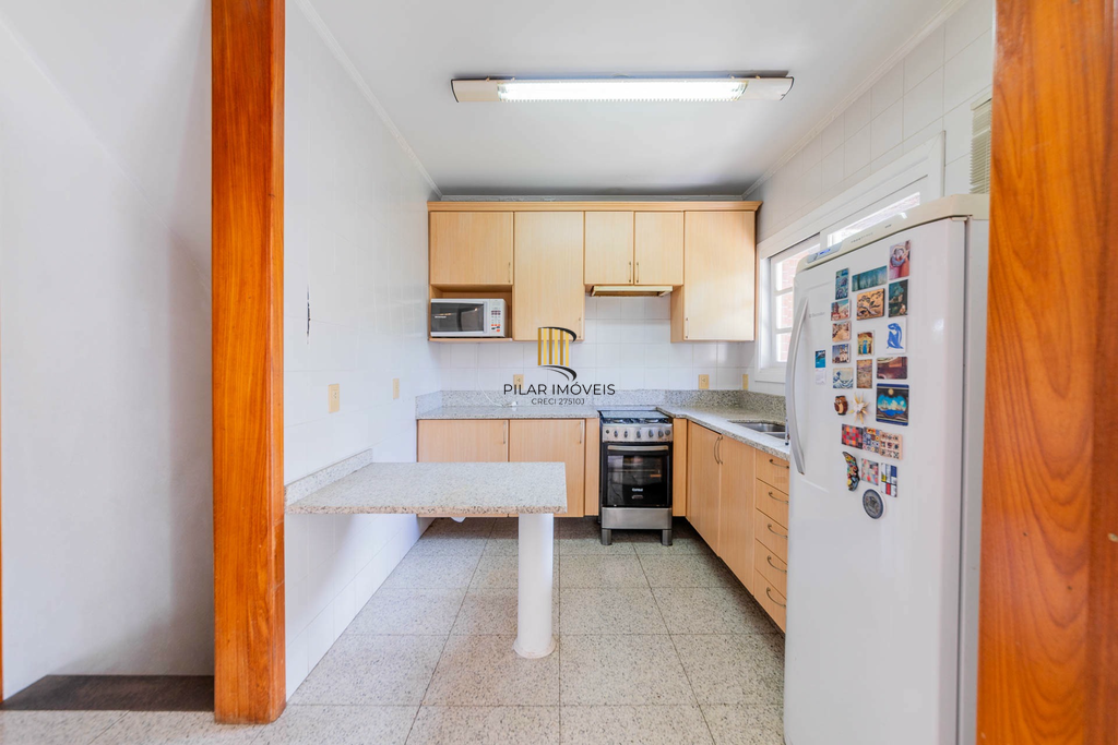 Casa de Condomínio 3 dormitórios no bairro Três Figueiras