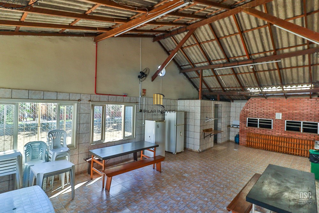 Apartamento 2 dormitórios no bairro Cavalhada