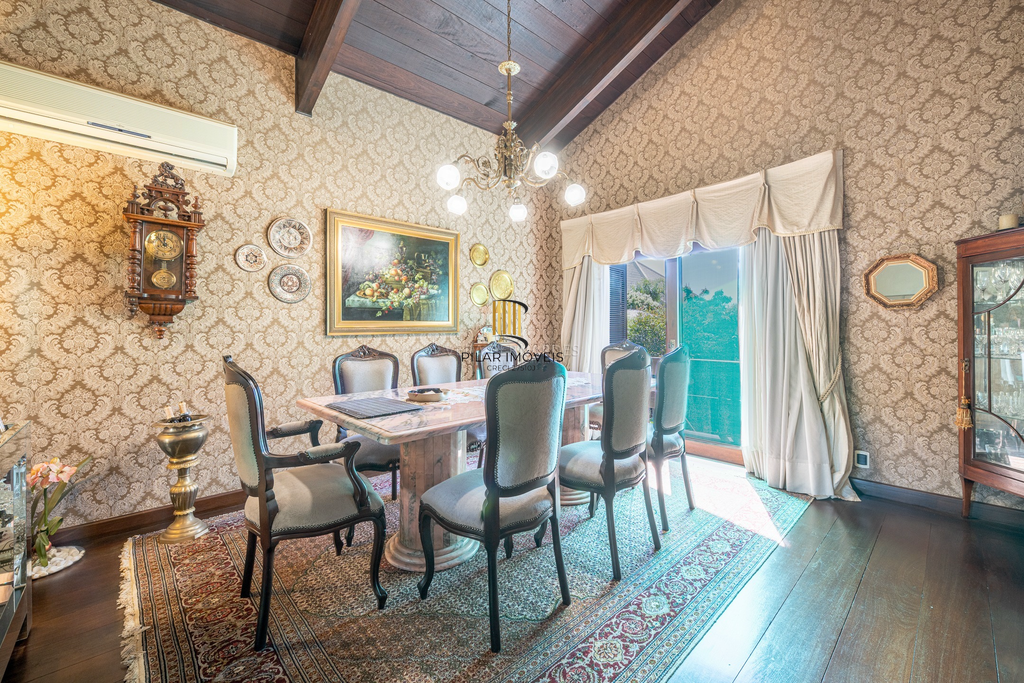 Casa de Condomínio 3 dormitórios no bairro Cavalhada