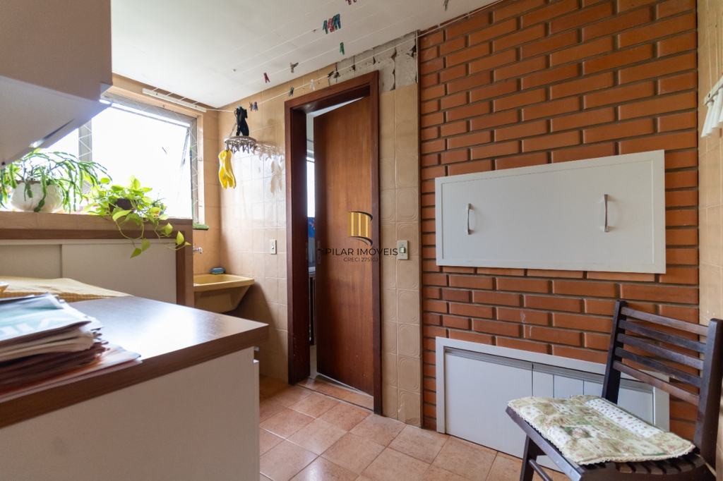 Apartamento 3 dormitórios no bairro Moinhos de Vento