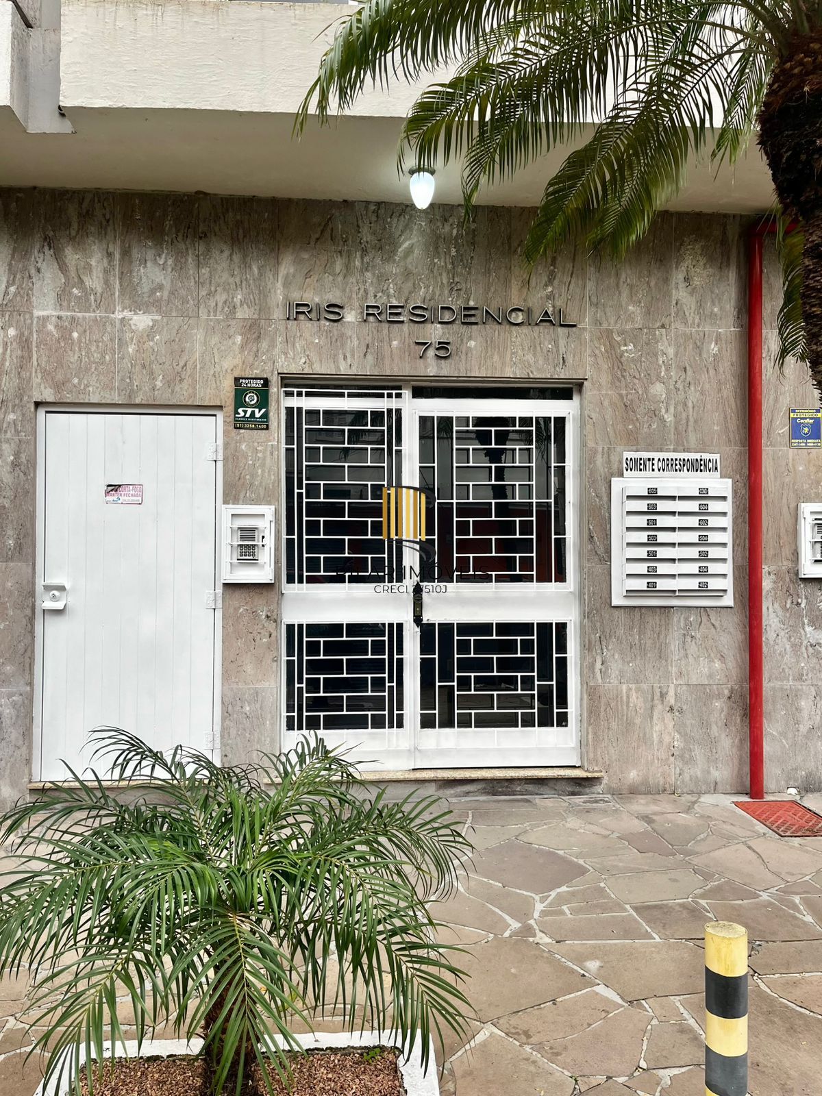 Apto de 01 dorm, 5º andar, elevador, vista, bairro Passo da Areia com 40,24 m²