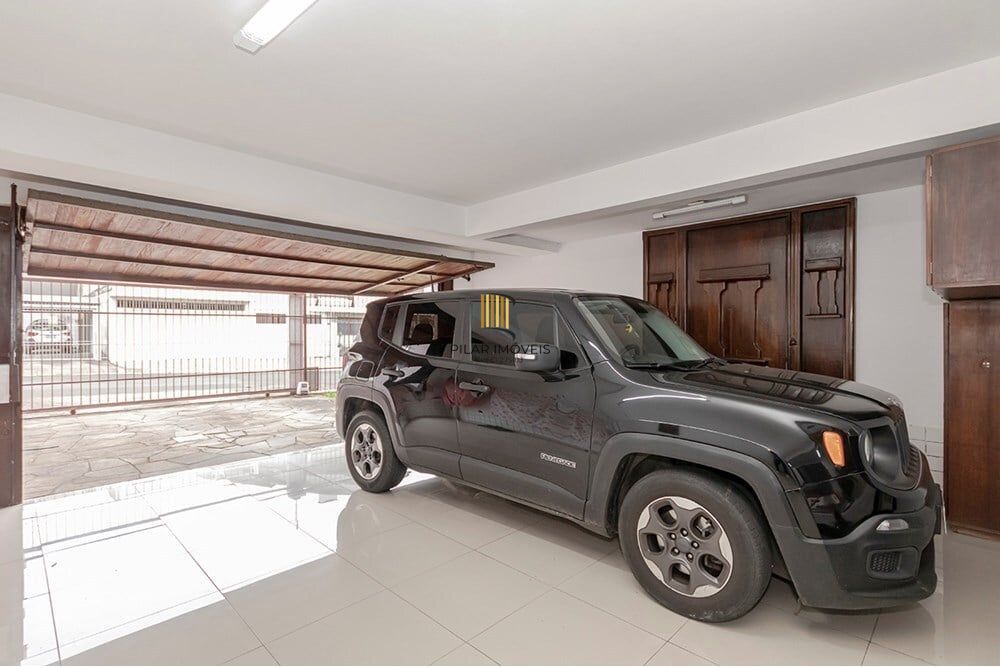 Casa 4 dormitórios no bairro Jardim Itu
