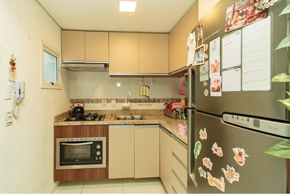 Casa 2 dormitórios no bairro Jardim Carvalho