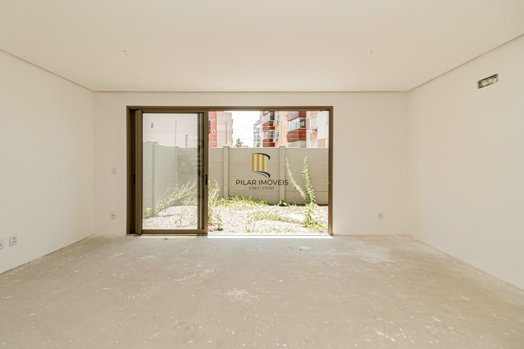 Casa de Condomínio 4 dormitórios no bairro Jardim Itu