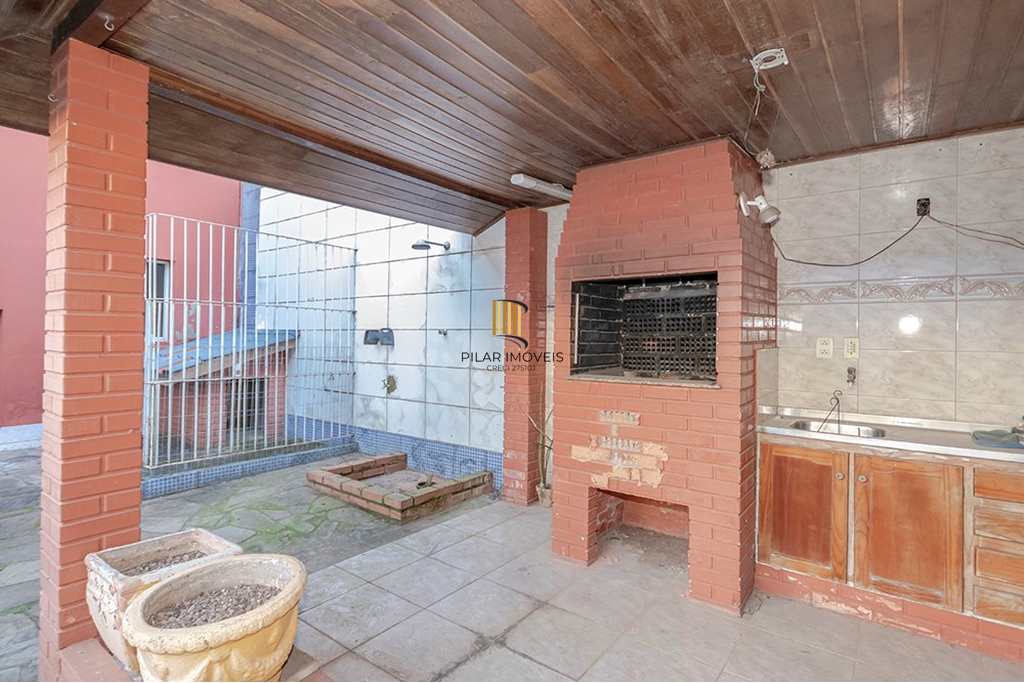 Casa 4 dormitórios no bairro Jardim Planalto