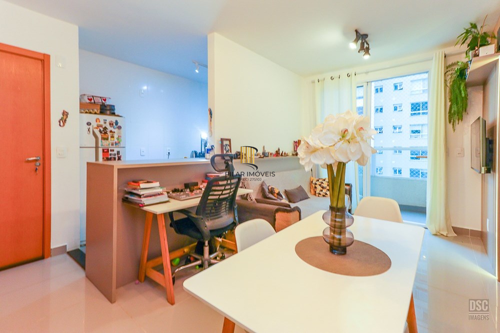 Apartamento 2 dormitórios no bairro Jardim Carvalho