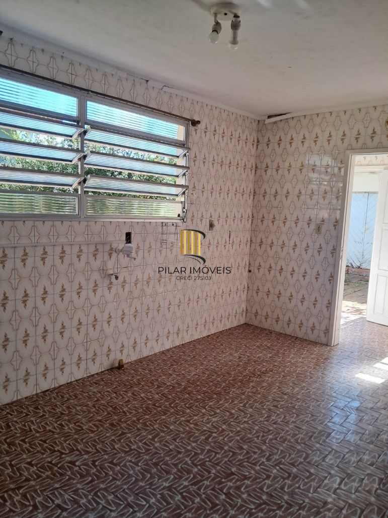 Casa 3 dormitórios no bairro Santa Maria Goretti