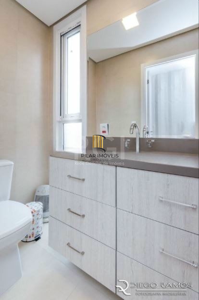 Casa 3 dormitórios no bairro Teresópolis