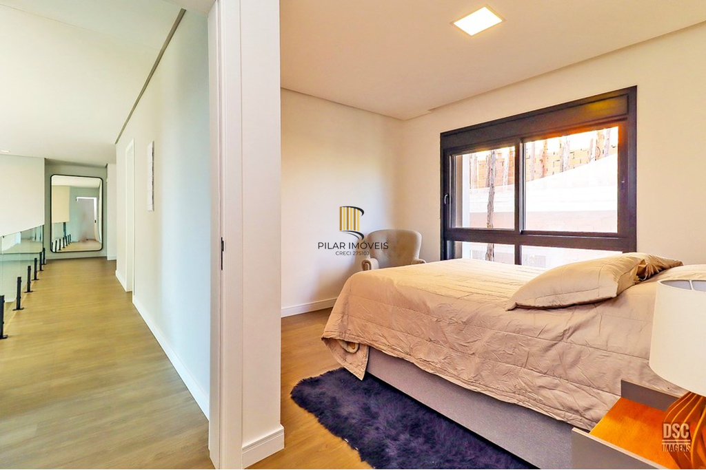 Casa de Condomínio 5 dormitórios no bairro Vila Nova