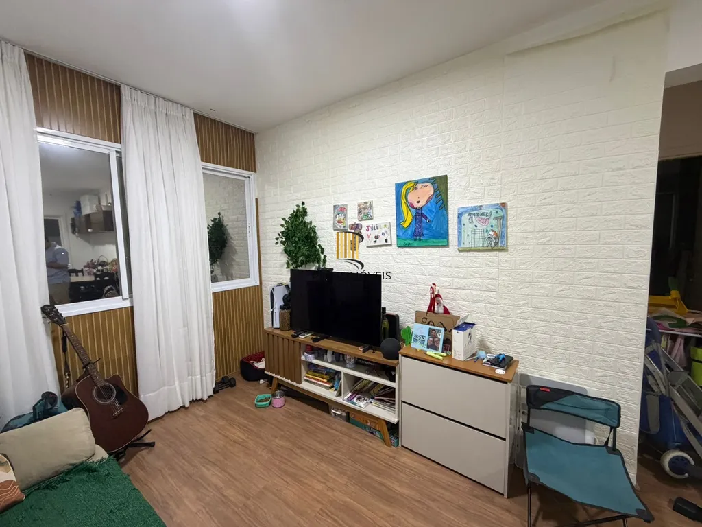 Apartamento 2 dormitórios no bairro Vila São José