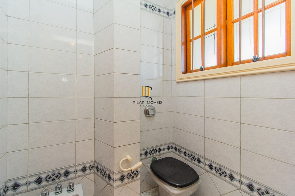 Casa 5 dormitórios no bairro Marechal Rondon