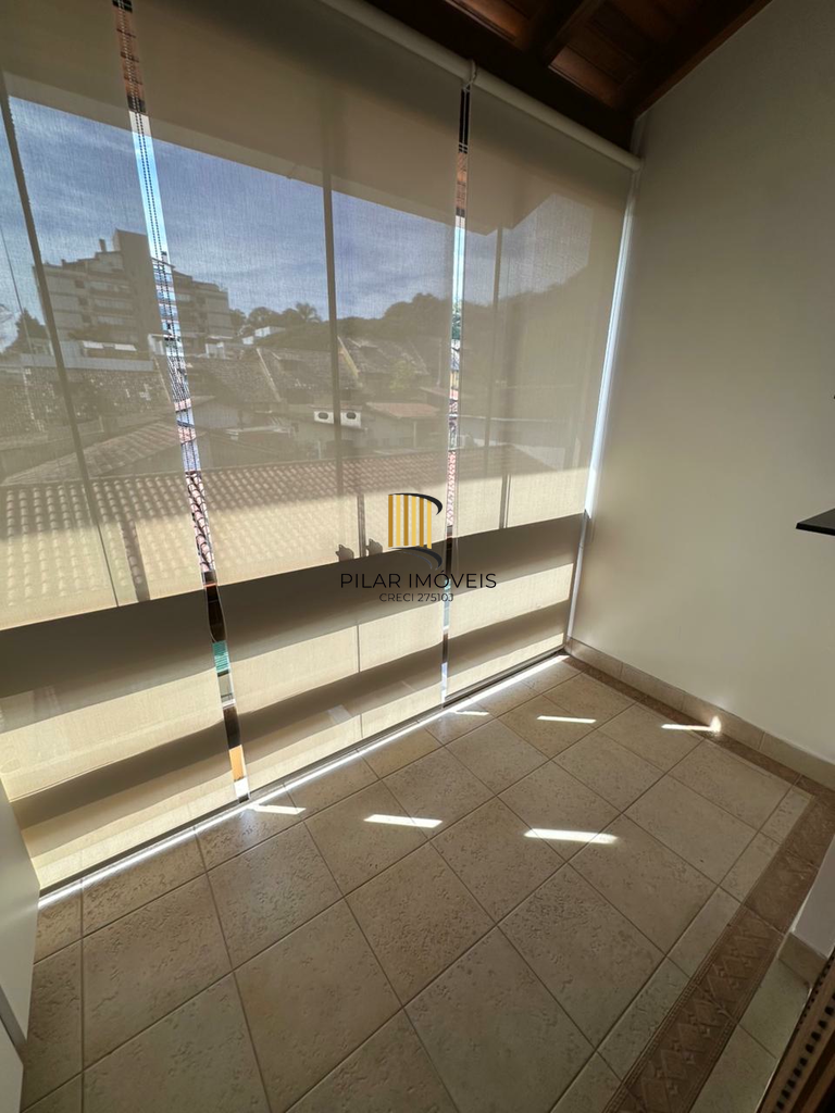 Casa 3 dormitórios no bairro Tristeza