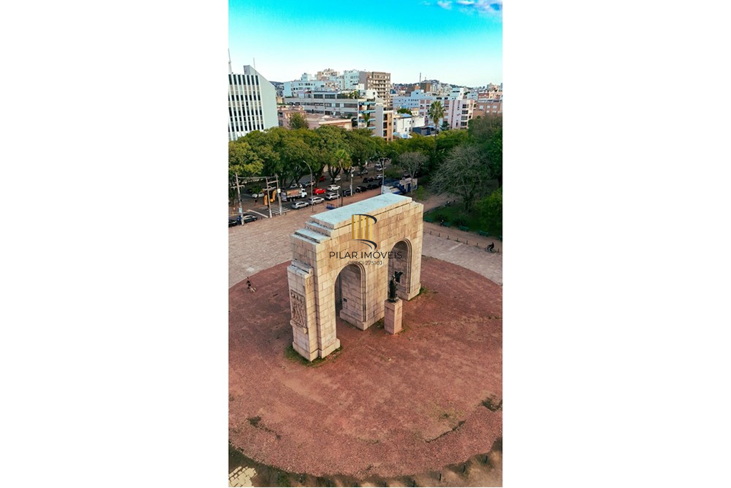 Apartamento 2 dormitórios no bairro Bom Fim