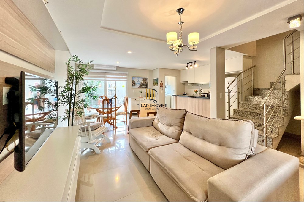 Casa 3 dormitórios no bairro Fátima