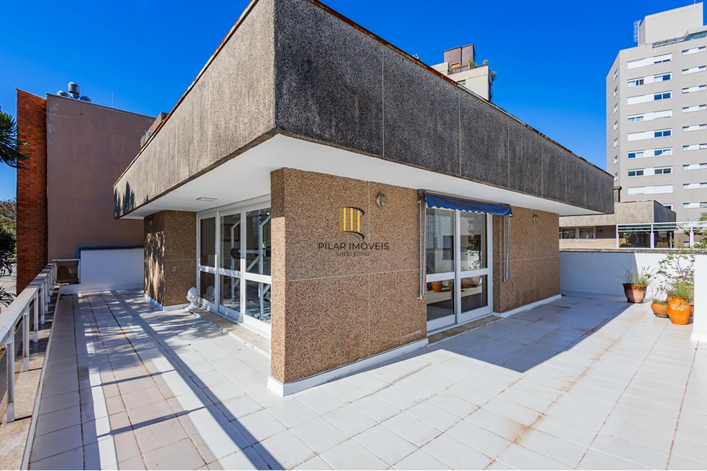 Cobertura 3 dormitórios no bairro Petrópolis