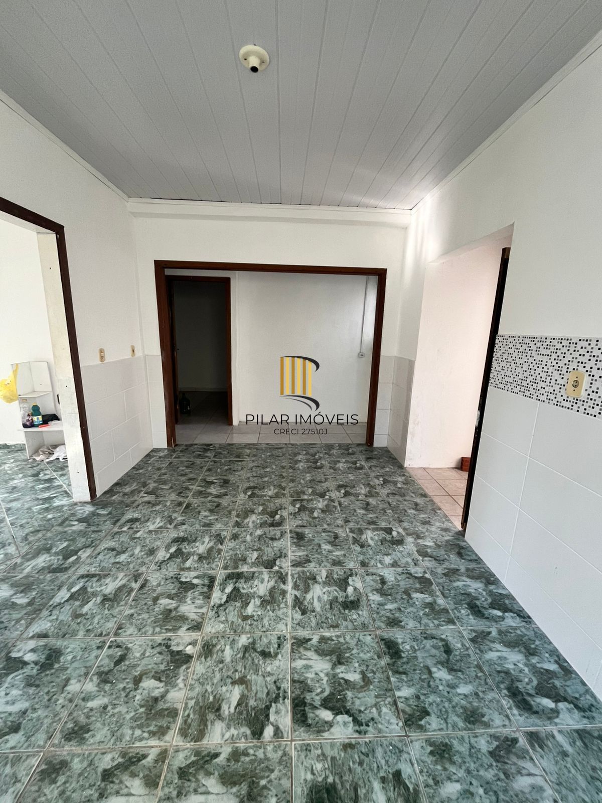 Casa de 2 dormitórios, sendo 1 suíte no Barrio Parque da Matriz, em Cachoeirinha