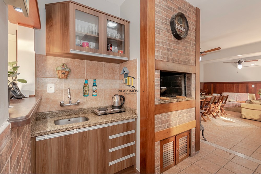 Casa 3 dormitórios no bairro Sarandi