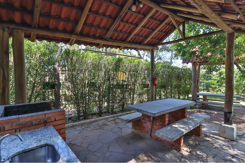 Apartamento 2 dormitórios no bairro Nonoai