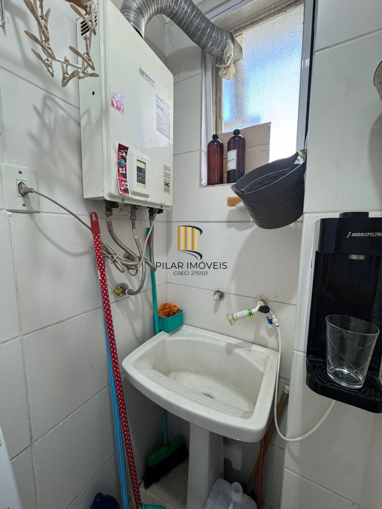 Apartamento 2 dormitórios no bairro Camaquã