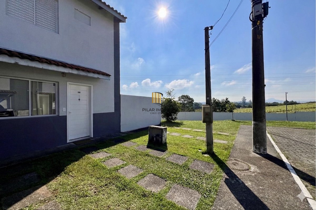 Casa de Condomínio 2 dormitórios no bairro Igara