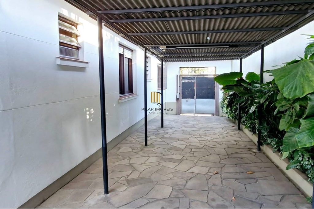 Casa 4 dormitórios no bairro Jardim do Salso