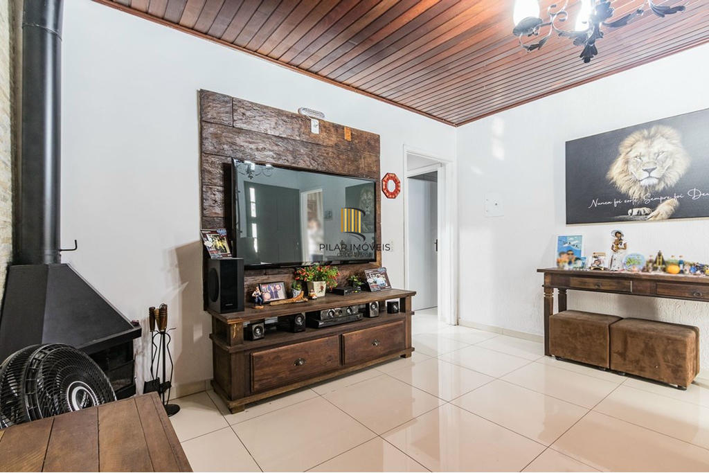 Casa 3 dormitórios no bairro Rubem Berta