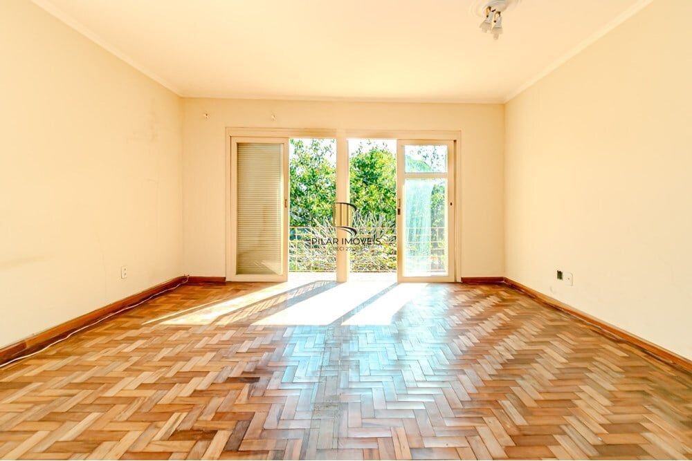 Casa 4 dormitórios no bairro Jardim São Pedro