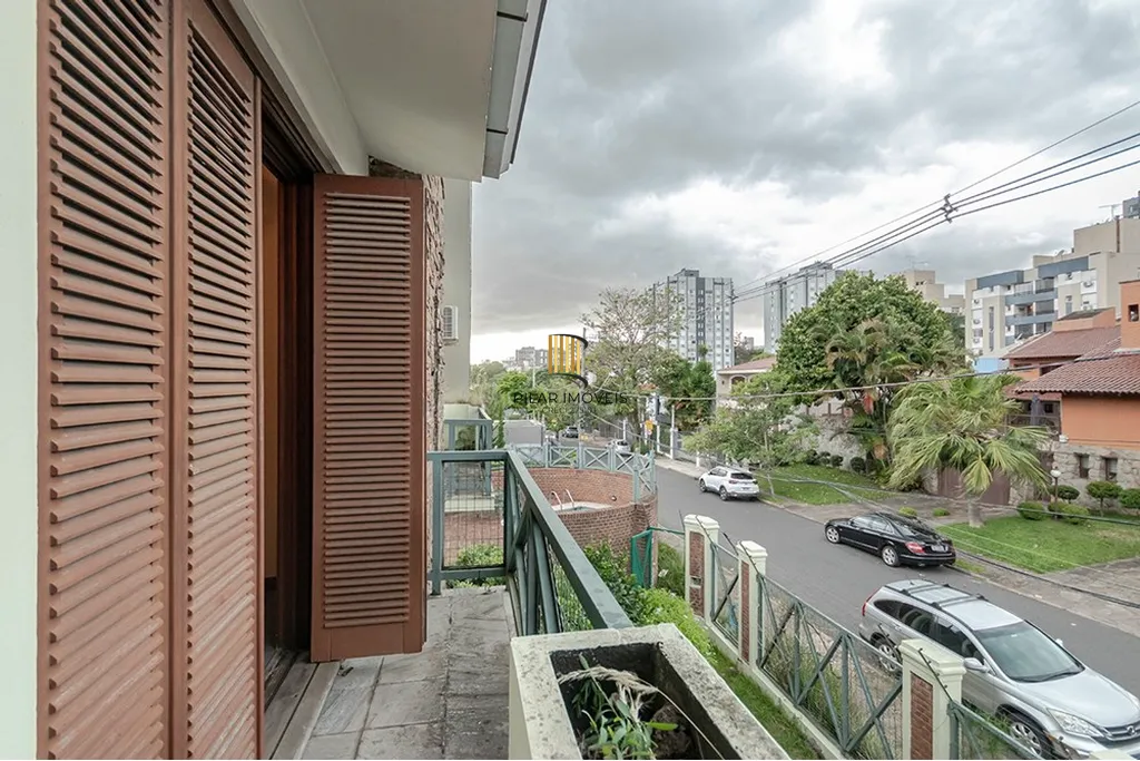Casa 4 dormitórios no bairro Boa Vista