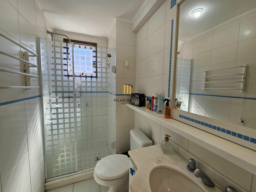 Apartamento 3 dormitórios no bairro Menino Deus