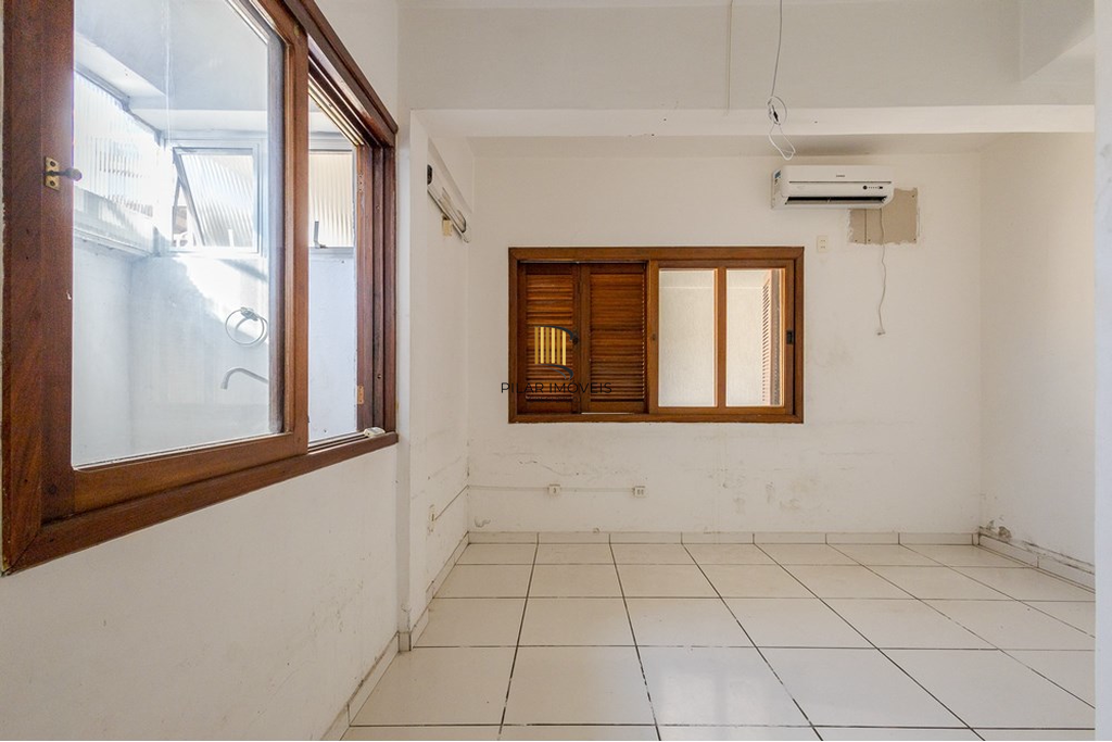 Casa 6 dormitórios no bairro Higienópolis
