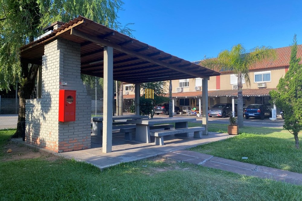 Casa de Condomínio 2 dormitórios no bairro Rio Branco