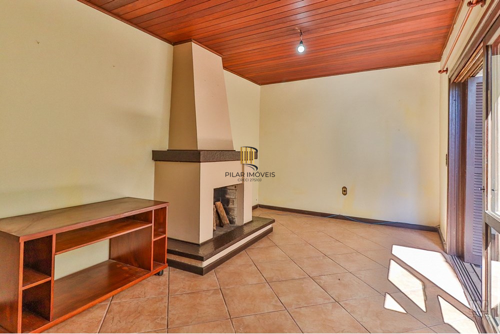 Casa 3 dormitórios no bairro Ipanema