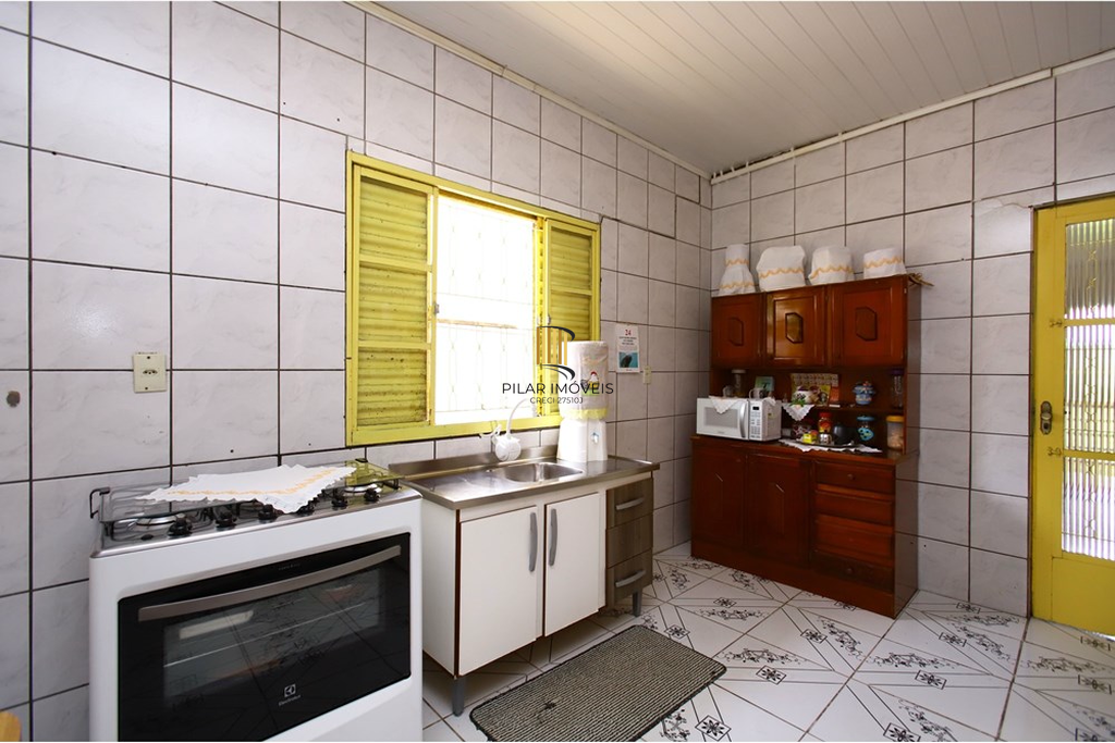 Casa 3 dormitórios no bairro Tarumã