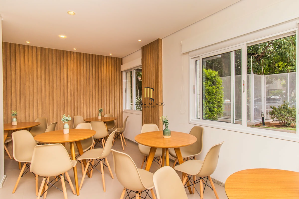 Apartamento 2 dormitórios no bairro Petrópolis
