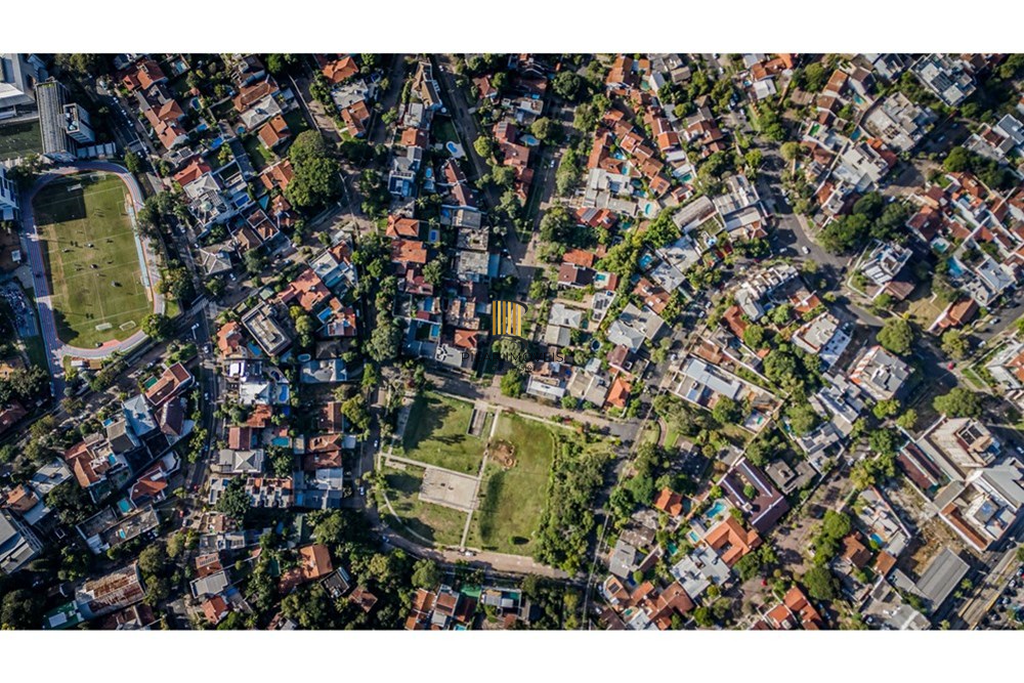 Terreno no bairro Chácara das Pedras