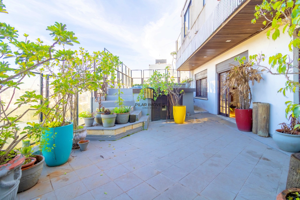 Cobertura 4 dormitórios no bairro Santana