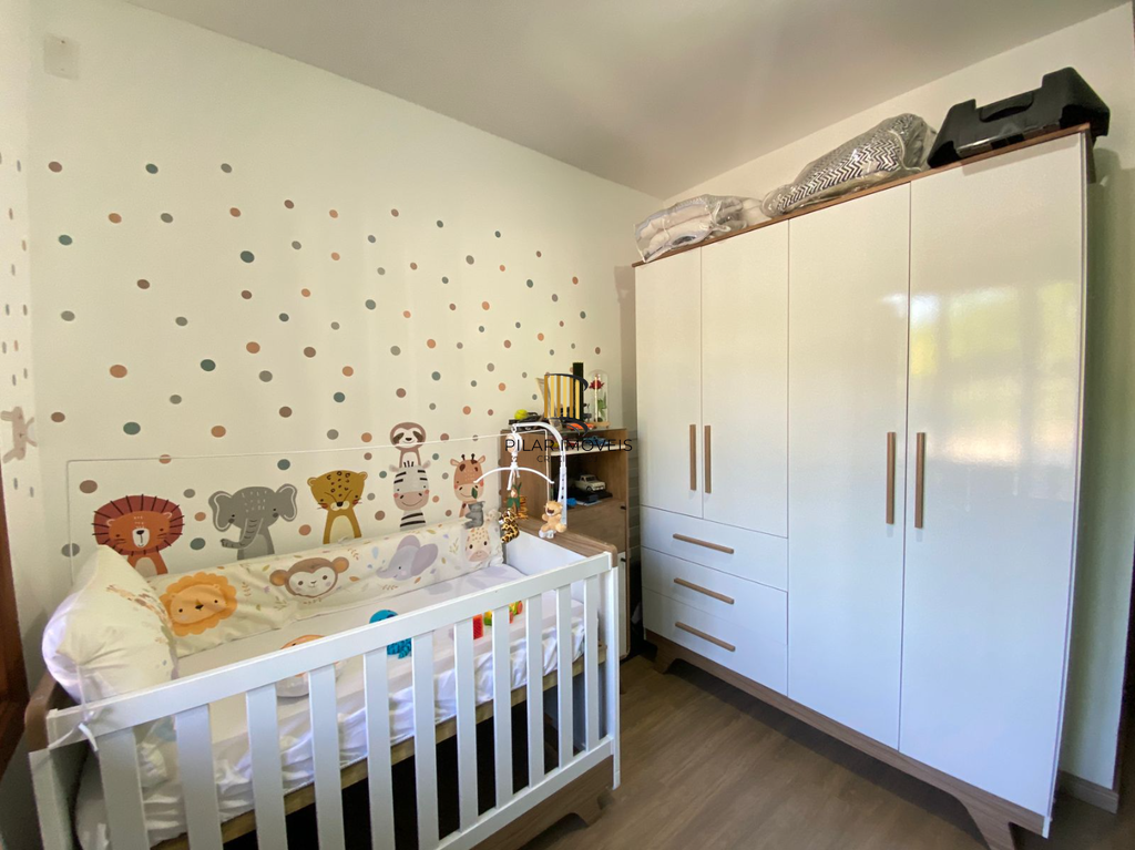 Casa 3 dormitórios no bairro Hípica