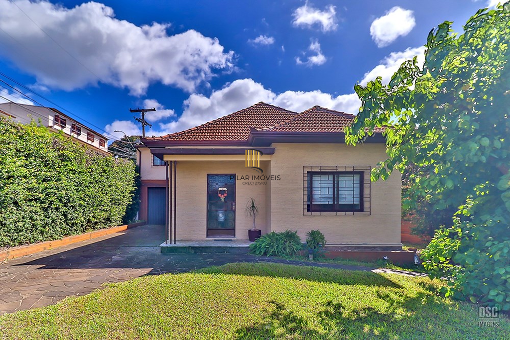 Casa 3 dormitórios no bairro Passo da Areia