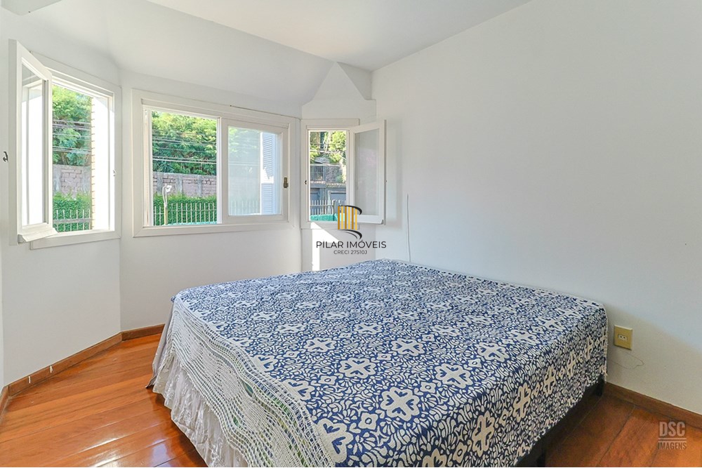 Casa de Condomínio 3 dormitórios no bairro Vila Conceição