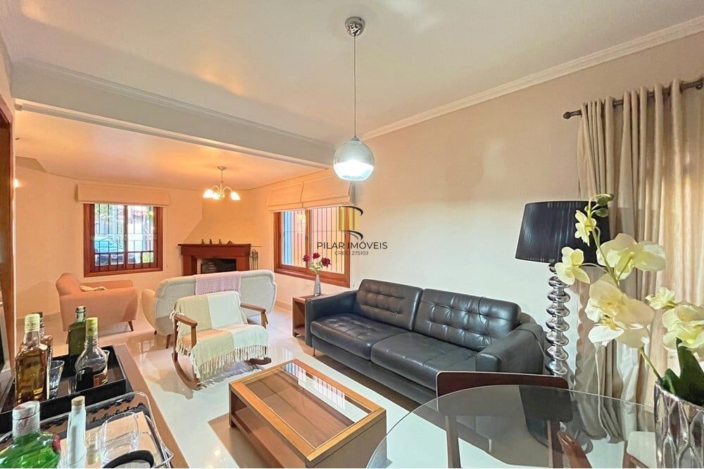 Casa 3 dormitórios no bairro Espírito Santo