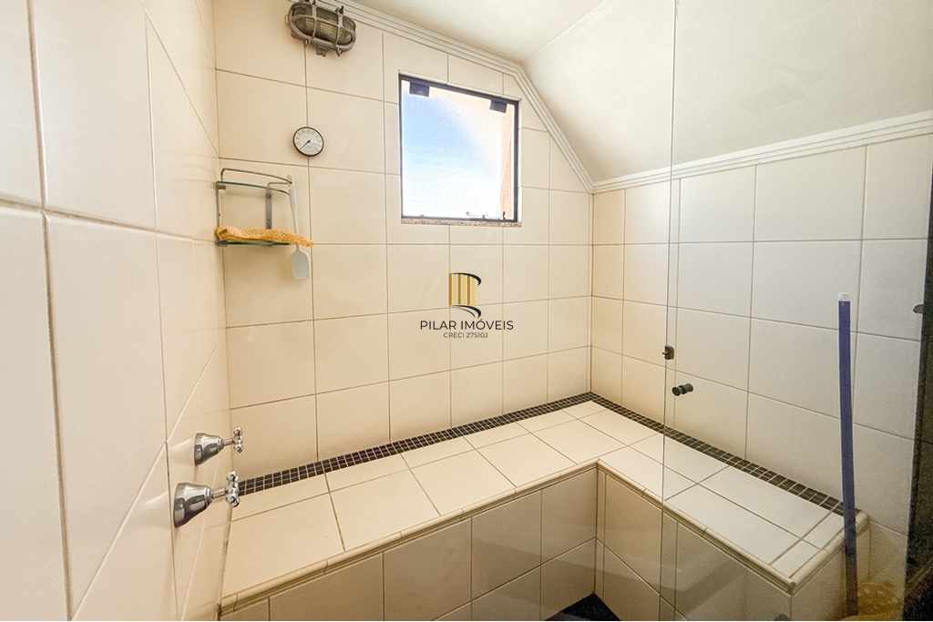 Casa 6 dormitórios no bairro Marechal Rondon