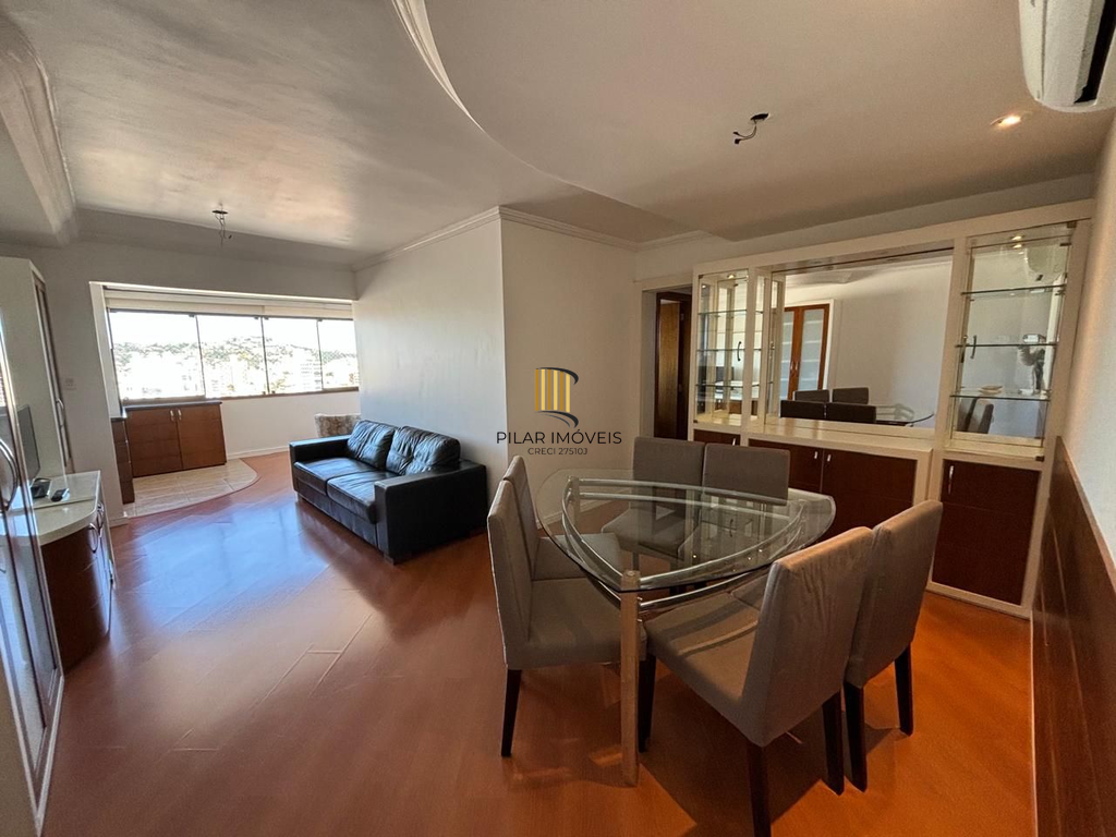 Apartamento 3 dormitórios no bairro Menino Deus