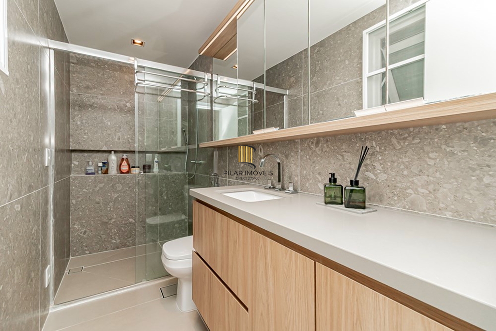 Apartamento 2 dormitórios no bairro Menino Deus