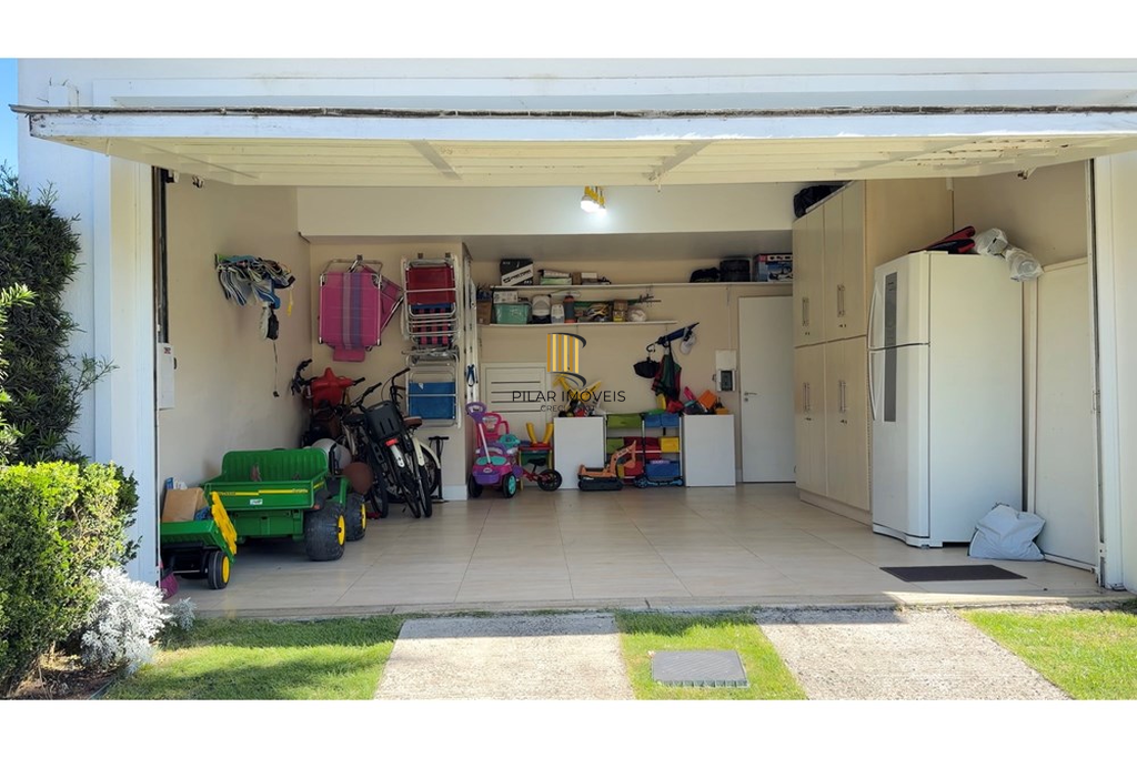 Casa de Condomínio 4 dormitórios no bairro Morada do Sol