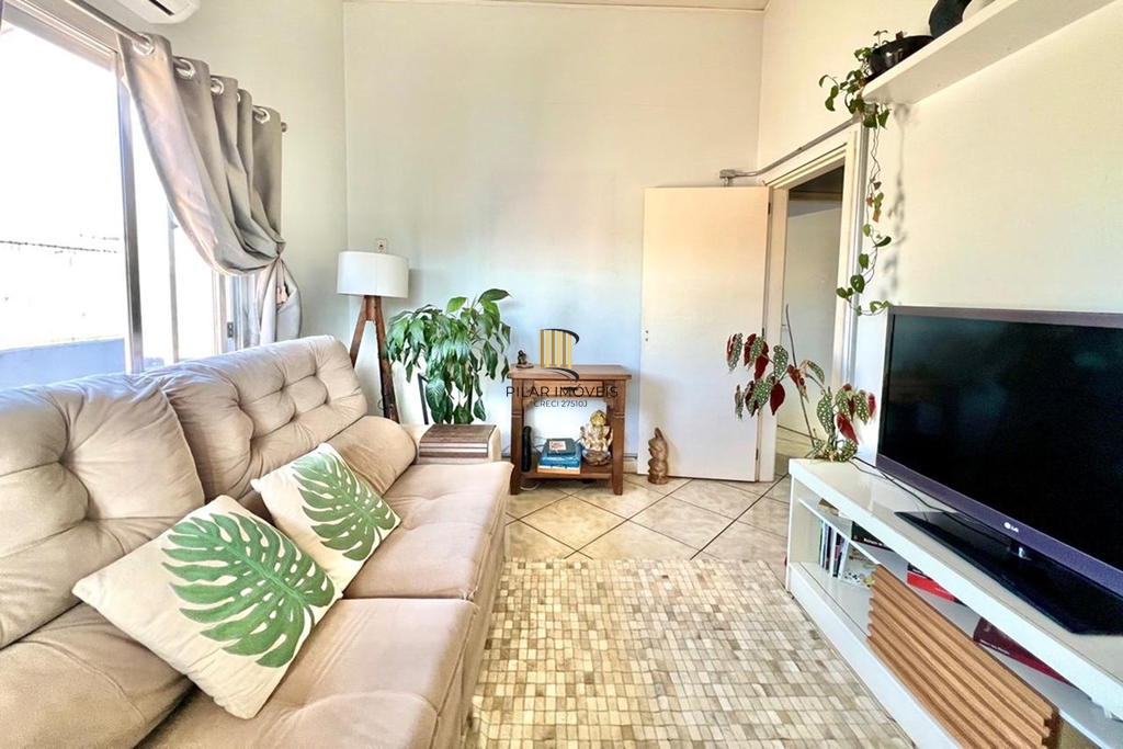 Casa 2 dormitórios no bairro Niterói