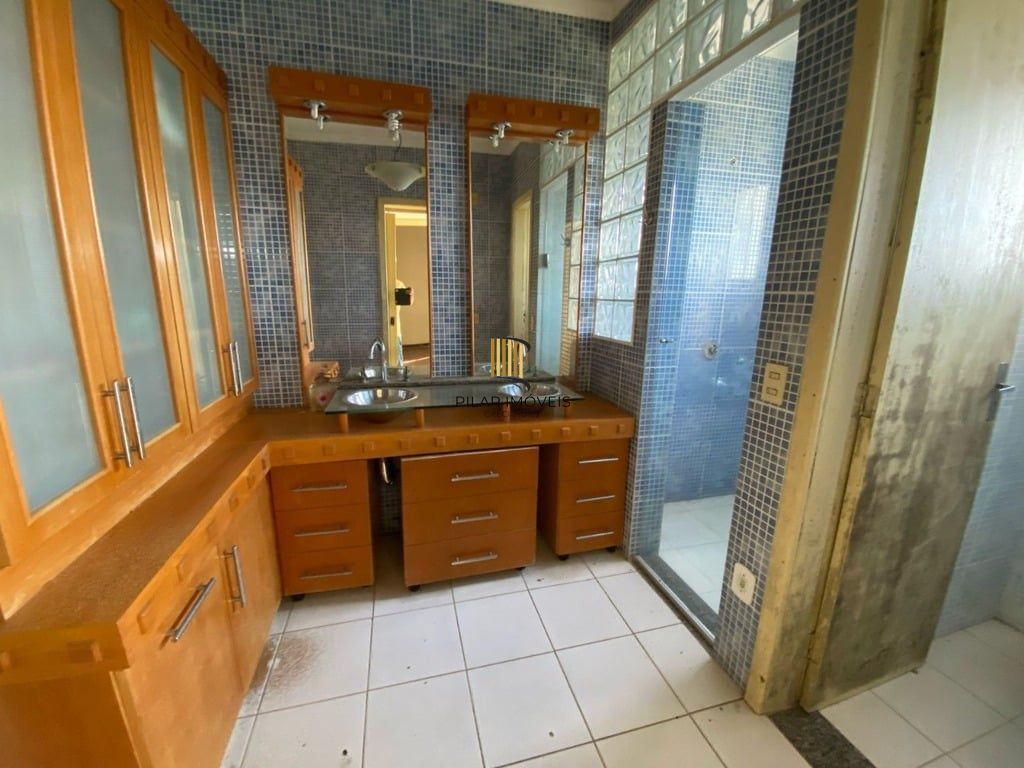Casa 4 dormitórios no bairro Tristeza
